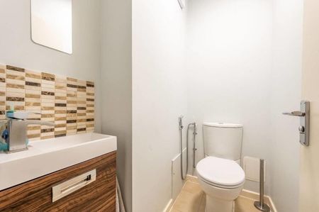 Room in a Shared Flat, Loughborough Street, SE11 - Photo 5