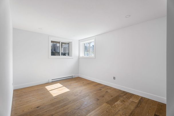 VISITE LIBRE, 12093 Boul. Ste Gertrude, Montréal (Montréal-Nord), QC H1G - Photo 1