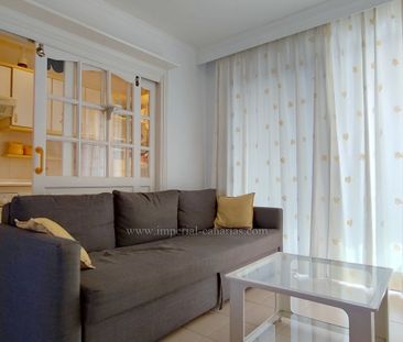 Se alquila confortable apartamento de un dormitorio, amueblado y eq... - Photo 4