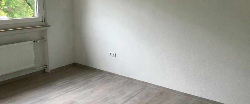 Einzug kurzfristig möglich! Renovierte 3-Zimmer-Wohnung - Photo 1