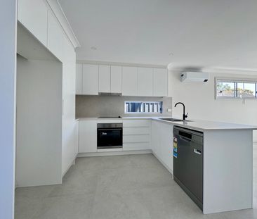 Home For Rent - Photo 3