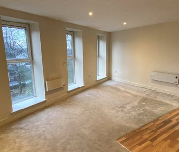 Halifax Road, Staincliffe, Dewsbury, West Yorkshire, WF13 - Photo 1