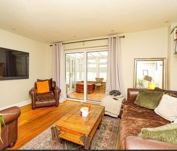 Hawthorn Road - Photo 6