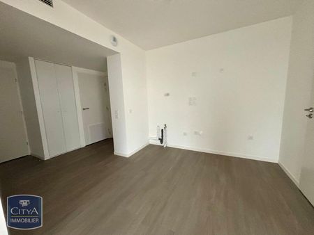 Location Appartement 3 pièces 64m² POITIERS 86000 - Photo 2