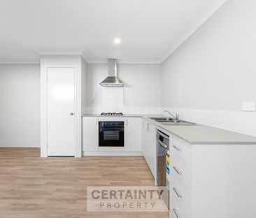 Modern 2-Bedroom Home in Tranquil Meadow Springs - Photo 5