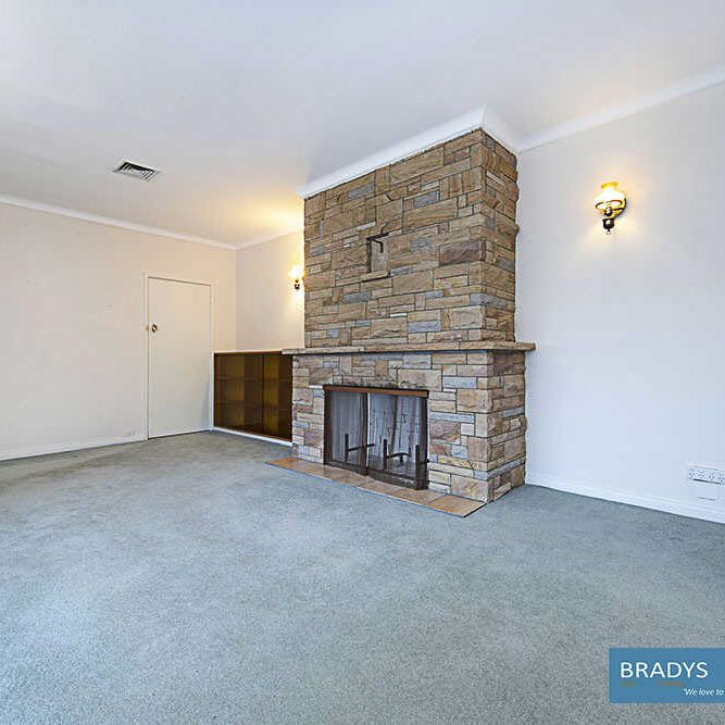 102 Hopetoun Circuit, Yarralumla ACT 2600 - House For Rent | Domain - Photo 1