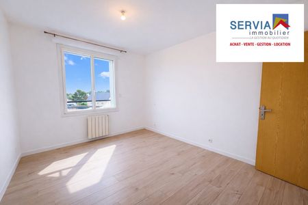 Location Appartement 5 pièces 76m² RIANTEC 56670 - Photo 4