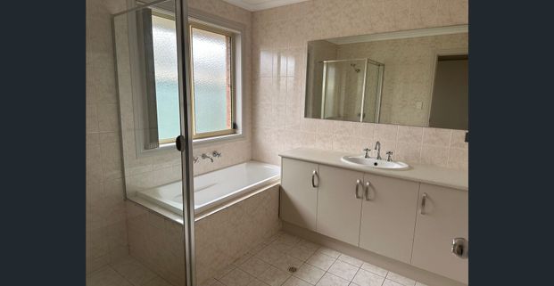 24 Gemini Drive, Munno Para West, SA 5115 - Photo 1