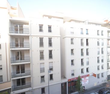 Location Appartement 1 pièce 17m² - Photo 4