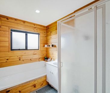 Spacious on Cargill - Photo 4