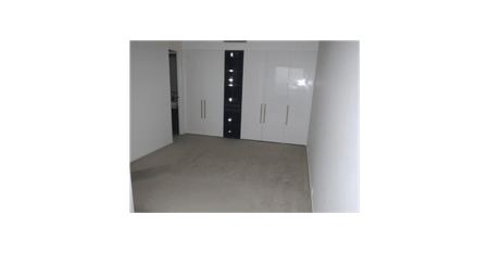 EXCLUSIVE 2 BEDROOM + STUDY APARTMENT ON THE 39TH FLOOR OF EUREKA TOWER - Photo 2
