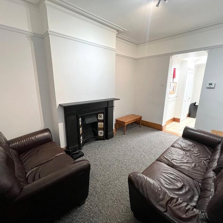 5 bedroom terraced house to rent - Photo 1