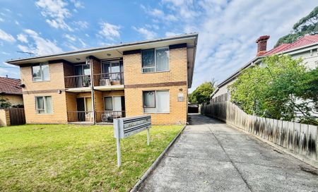 7 / 19 Brisbane Street, MURRUMBEENA - Photo 2