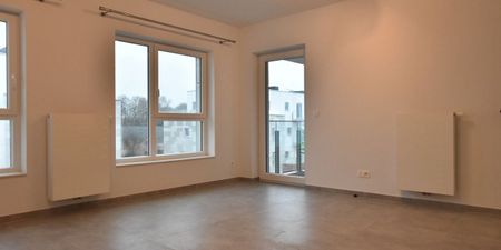 Appartement te huur in Nivelles voor € 860 met 1 slaapkamer - Photo 3