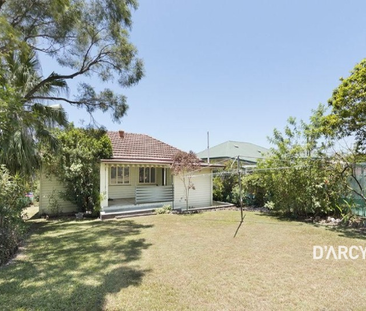 1 UNGALLA ST - Photo 2