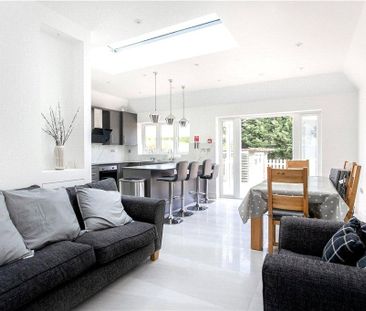 1 bedroom in a house share to rent - Photo 4