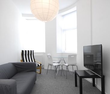 Ebrington Street, Flat 2, Plymouth - Photo 1