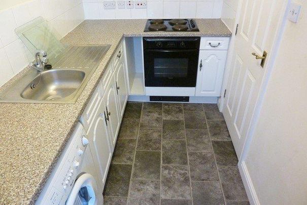 2 bedroom apartment to rent - Photo 1