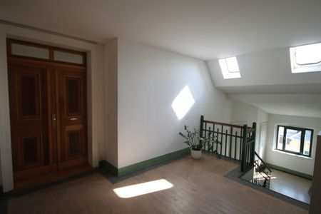 Tolle Dachgeschosswohnung mit großem Balkon - Foto 3