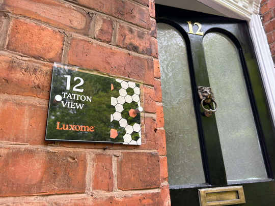 Tatton View Room 6 - Purple - Photo 1