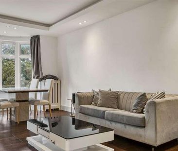 Hall Road, London, NW8 - Photo 1