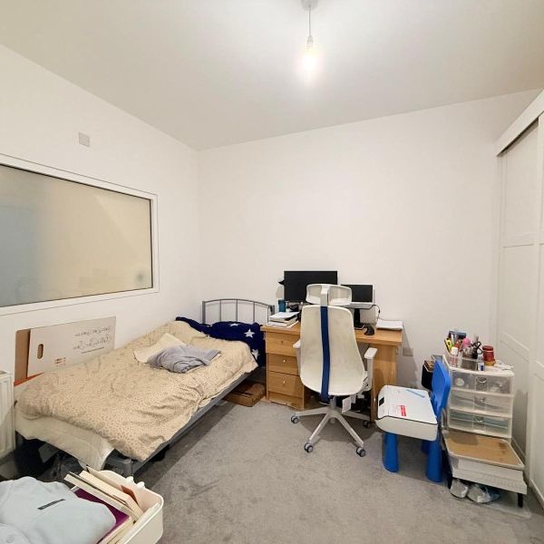 Avenue Court, Camberley - 1 bedroomProperty for lettings - Seymours - Photo 1