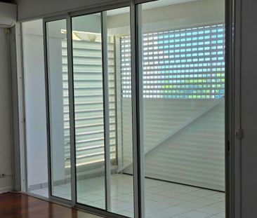 Location Appartement 3 pièces 78m² - Photo 6