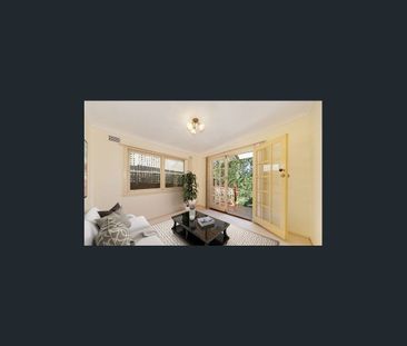 The Flat Mandalay - Spacious One Bedroom Flat with Heritage Feature... - Photo 1