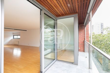 Flat for rent in Les Tres Torres / Sarrià (Barcelona) - Photo 4