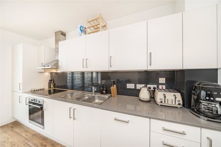 Palmer Road, Clapham, SW11, London - Photo 4