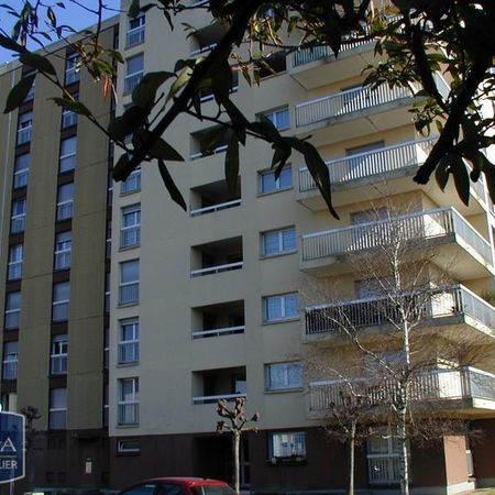 Location Appartement 1 pièce 33m² CHATEAUROUX 36000 - Photo 4