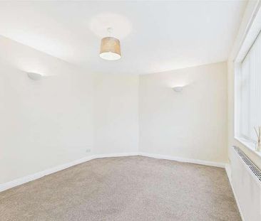 Northwich Road, Higher Whitley, WA4 - Photo 2