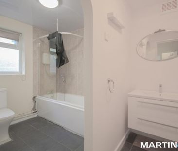 2 bedroom ground floor flat to rent - Photo 5