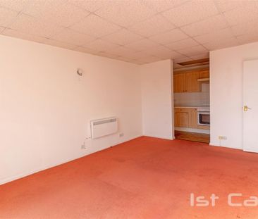 Rampart Terrace, Shoeburyness - Photo 6