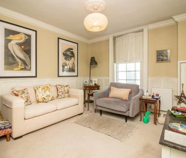 2 bedroom terraced house to rent - Photo 3