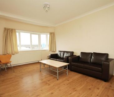 3 bedroom apartment to rent - Photo 1