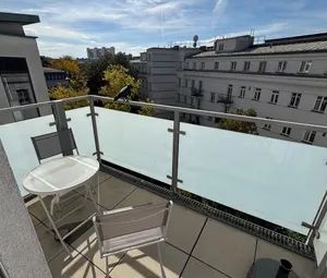 Direktvergabe - Schöne 2-Zimmer-Dachgeschosswohnung in 1200 Wien | ... - Photo 1