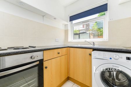 1 bedroom studio to rent Coleen Court, 16 Outram Road, Southsea, PO5 - Photo 5