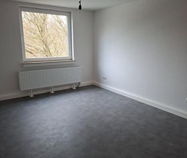 Dachgeschosswohnung mit B-Schein Pflicht! - Photo 2