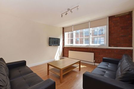 6 Bed Flat, Bells Square, S1 - Photo 2