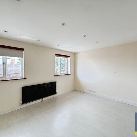 Croft Road, Newmarket - Photo 1