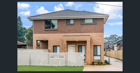Stunning 4-Bedroom Family Home in Oxley Park - Photo 2