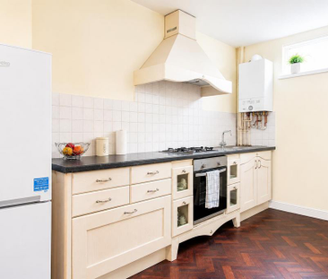 2 bedroom private hall to rent - Photo 4