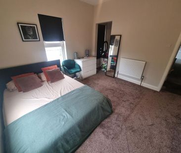 2 bedroom semi-detached house to rent - Photo 1