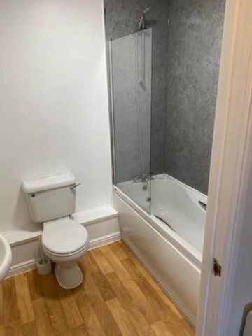 2 bedroom apartment to rent - Photo 3