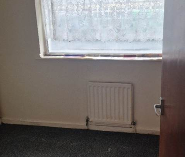 3 bedroom house to rent - Photo 2