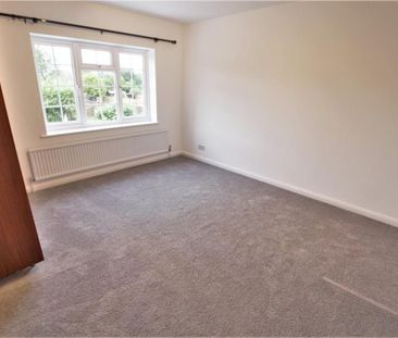 4 bedroom detached house to rent - Photo 6