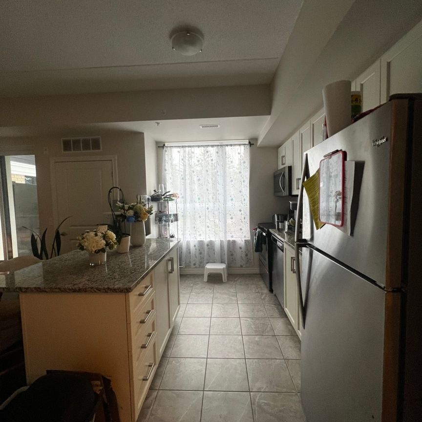 1280 Gordon St, Guelph - Photo 1