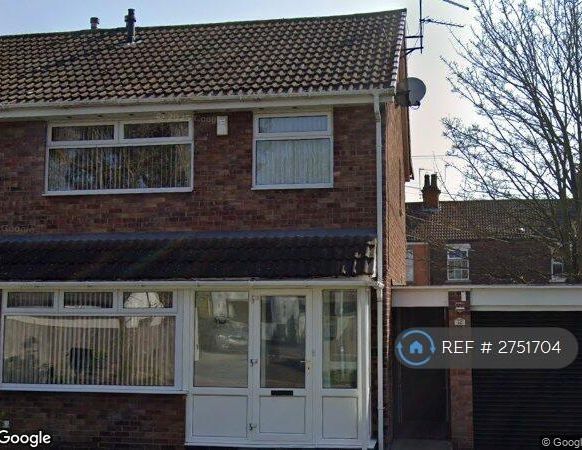 3 bedroom semi-detached house to rent - Photo 1