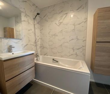 Location Appartement 5 pièces 110m² TALENCE 33400 - Photo 3